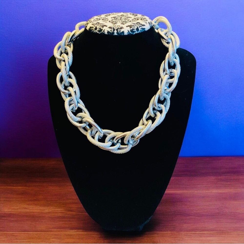 Elegant Silver Chain Necklace Set & Sunglasses Set 4pcs - Picture 3 of 16